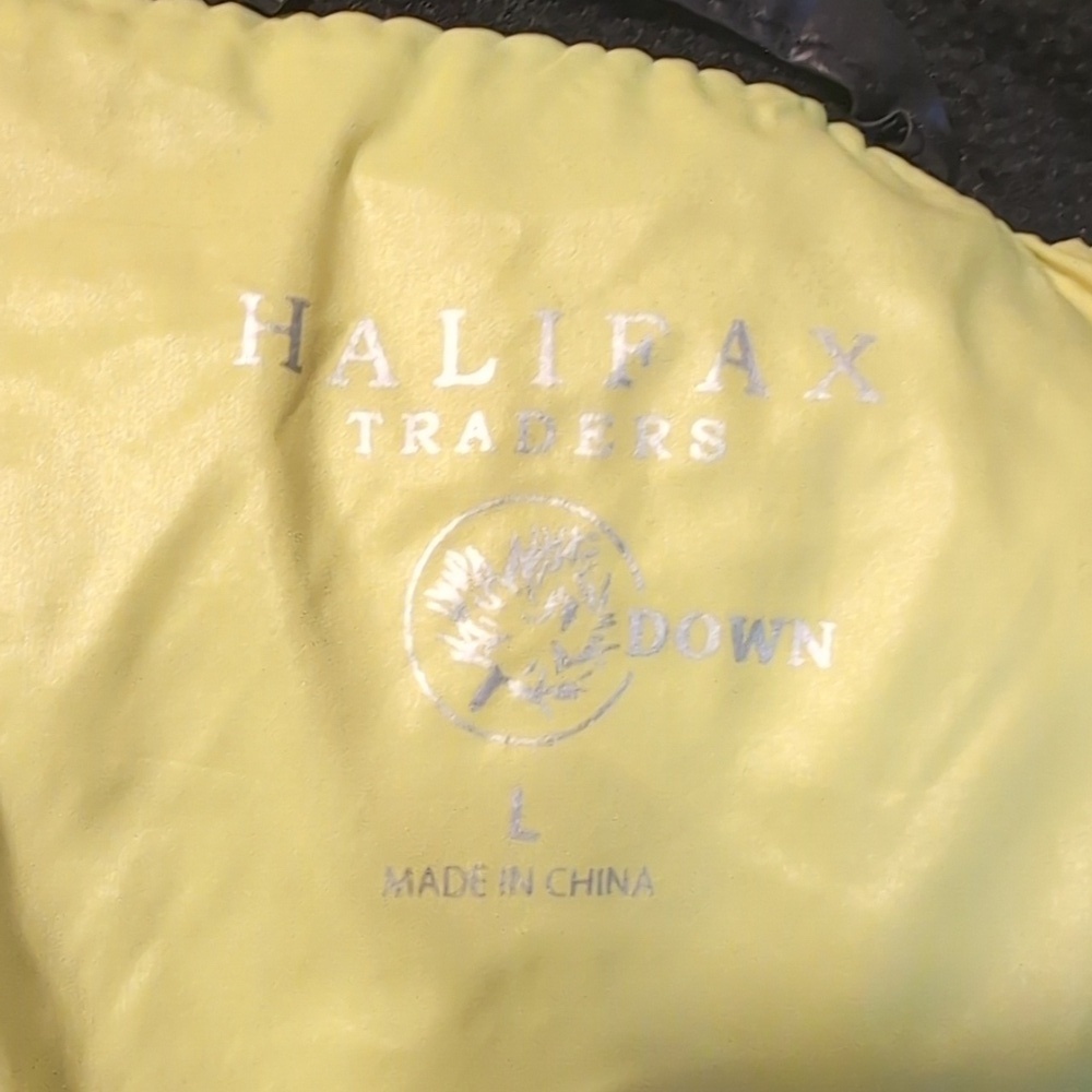 Halifax Traders Black Down Filled PUFFER Vest Green Accents SZ L - Picture 9 of 10